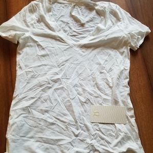 Lululemon t-shirt
